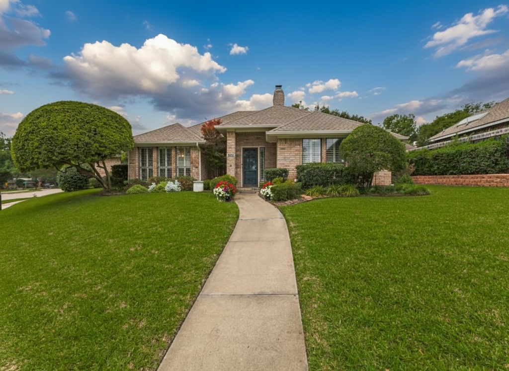 1925 Merrimac Trail, Garland, TX 75043