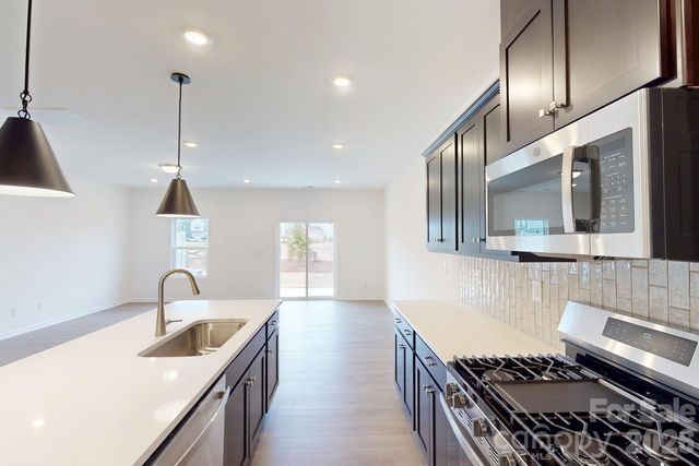 1022 Overbrook Place, Wingate, NC 28174