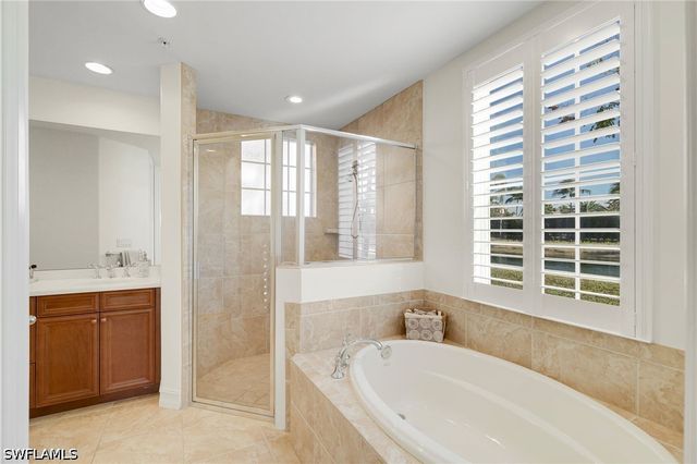 10821 Vivaldi CT 1901, Miromar Lakes, FL 33913