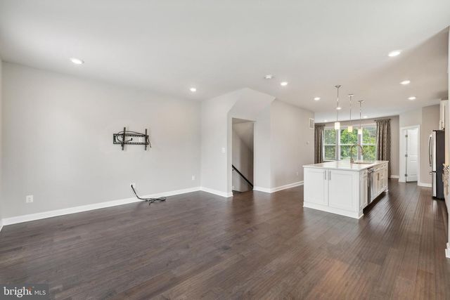 13212 WOODLAND PARK RD, Herndon, VA 20171