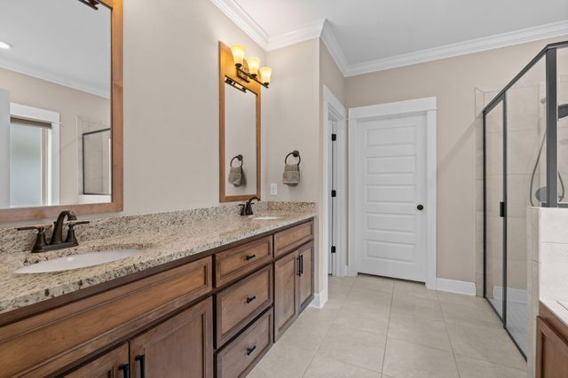 74 Buxtons Way, Freeport, FL 32439