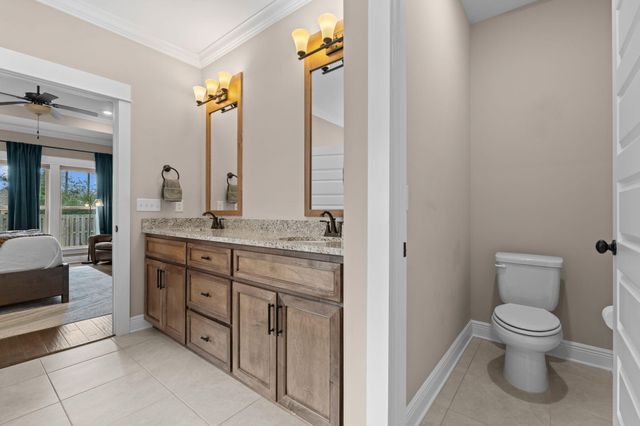 74 Buxtons Way, Freeport, FL 32439