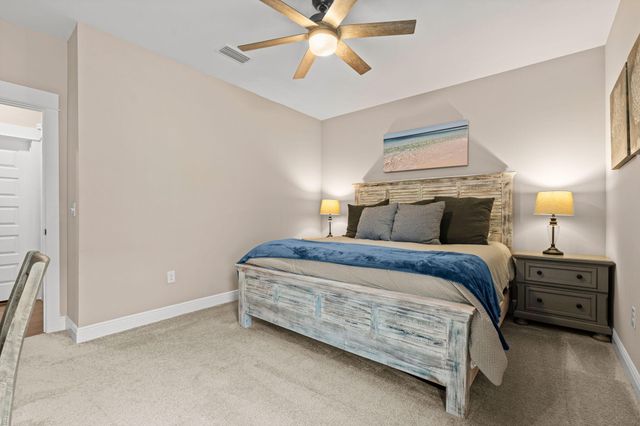 74 Buxtons Way, Freeport, FL 32439