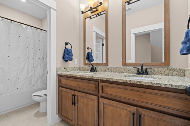 74 Buxtons Way, Freeport, FL 32439