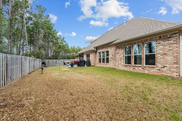 74 Buxtons Way, Freeport, FL 32439