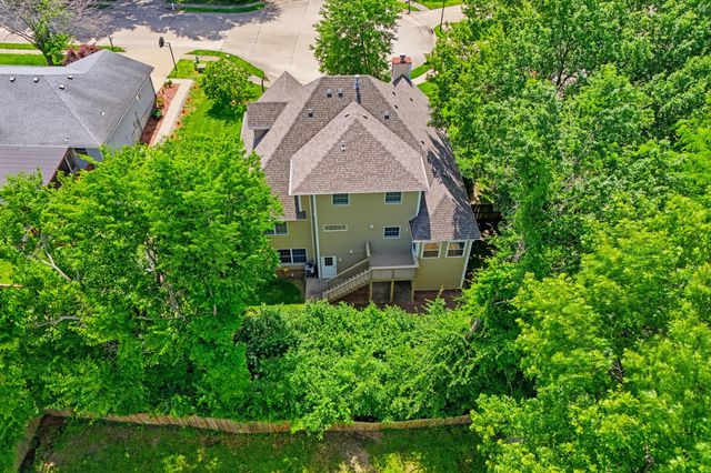 4502 N FALLWOOD CT, Columbia, MO 65203
