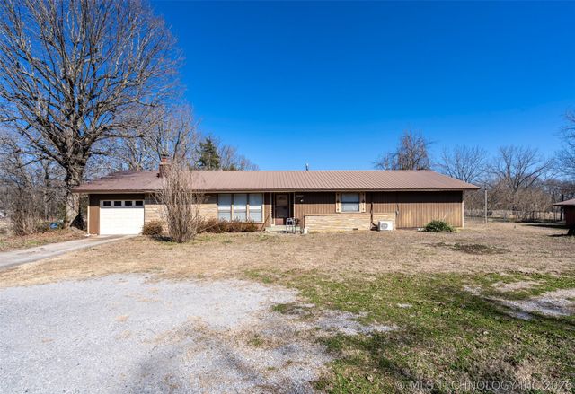 11886 412 Highway, Kansas, OK 74347