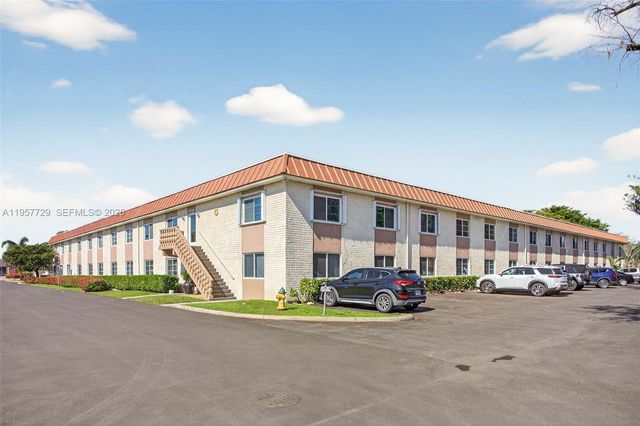 9 NE 19th Ct 104C, Wilton Manors, FL 33305