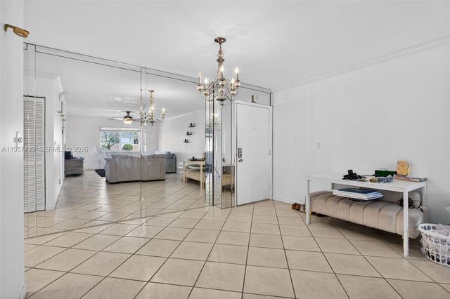 9 NE 19th Ct 104C, Wilton Manors, FL 33305