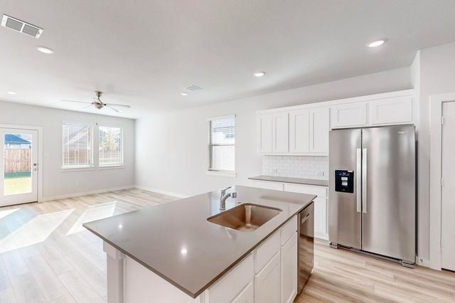 217 Caliber Court, Princeton, TX 75071