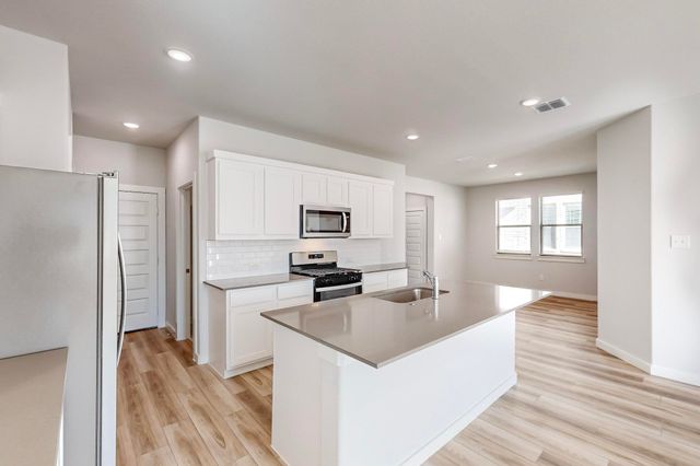 217 Caliber Court, Princeton, TX 75071