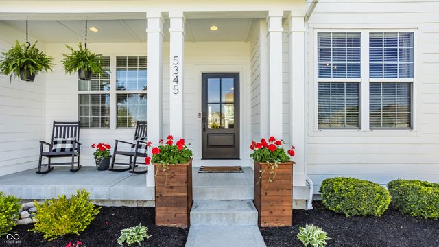 5345 Crowley Parkway, Whitestown, IN 46075