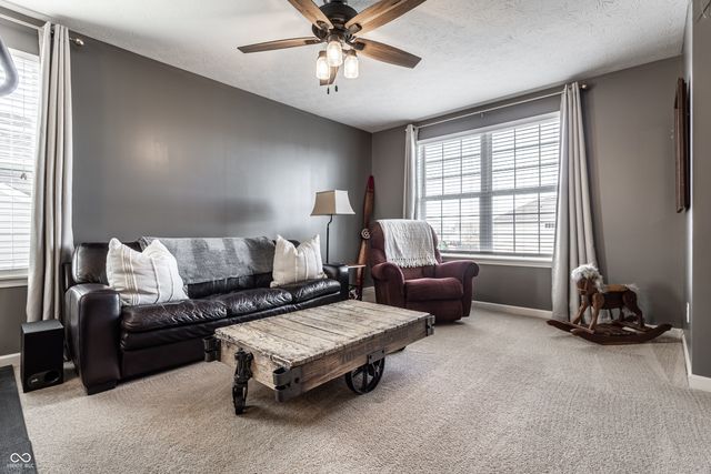 5345 Crowley Parkway, Whitestown, IN 46075