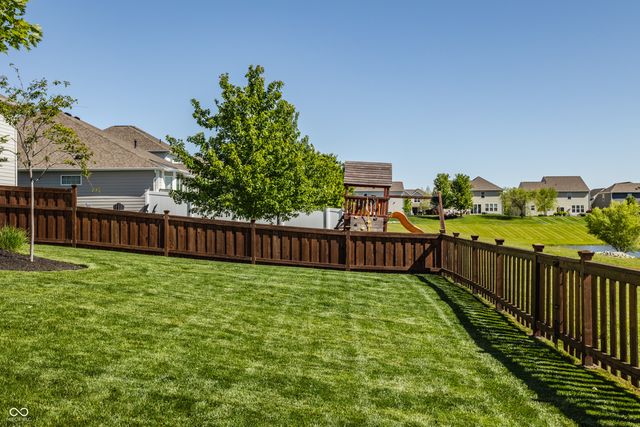 5345 Crowley Parkway, Whitestown, IN 46075