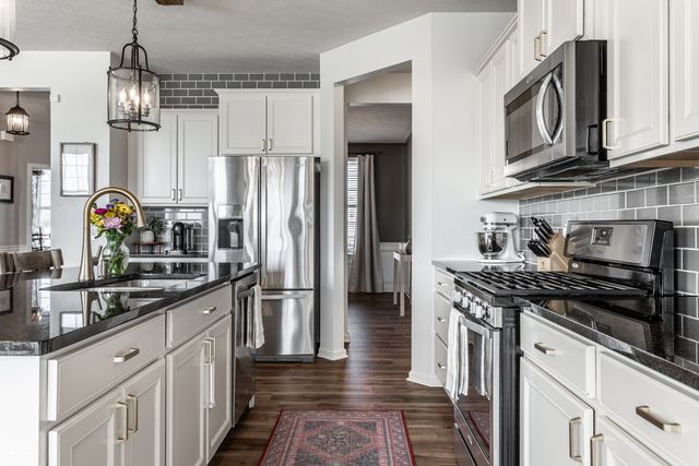 5345 Crowley Parkway, Whitestown, IN 46075