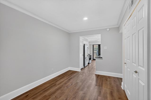 7734 Meadow Road 219, Dallas, TX 75230