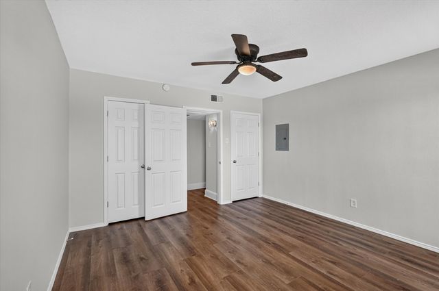 7734 Meadow Road 219, Dallas, TX 75230