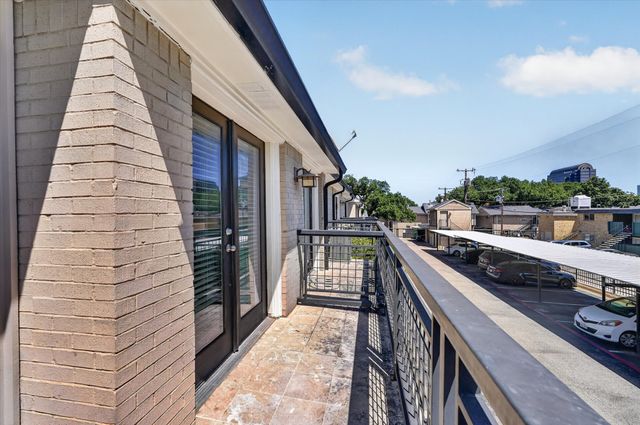 7734 Meadow Road 219, Dallas, TX 75230