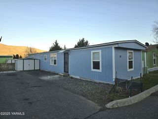 4601 W Powerhouse Rd Apt 18, Yakima, WA 98908