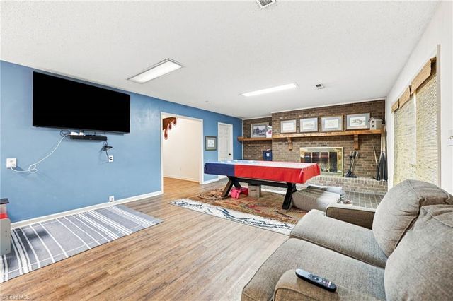 100 Brandon Court, Lexington, NC 27295