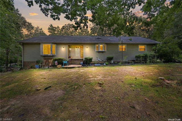 100 Brandon Court, Lexington, NC 27295