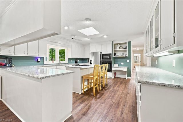 100 Brandon Court, Lexington, NC 27295