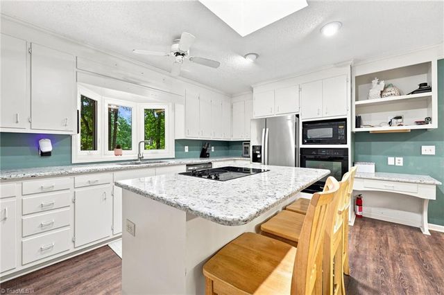 100 Brandon Court, Lexington, NC 27295