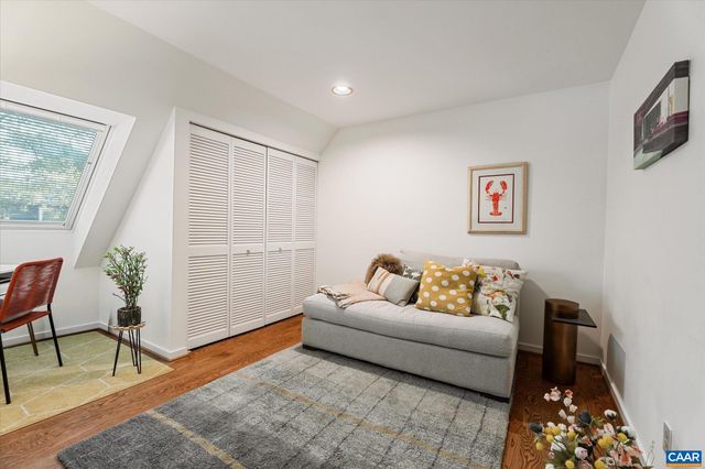 301 2nd St NW Apt C, Charlottesville, VA 22902