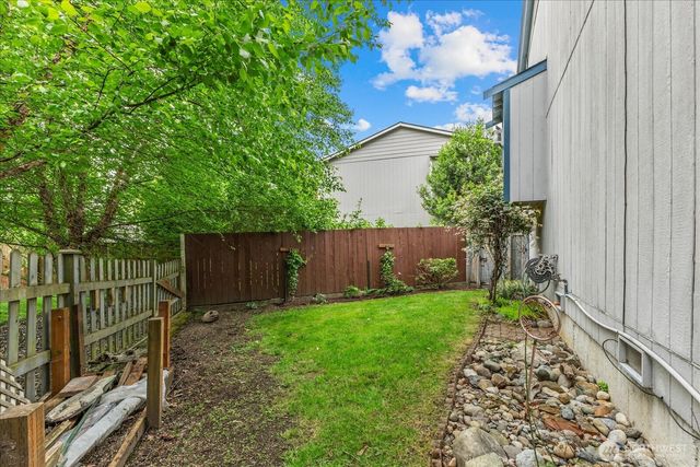 8504 5th Place SE, Lake Stevens, WA 98258