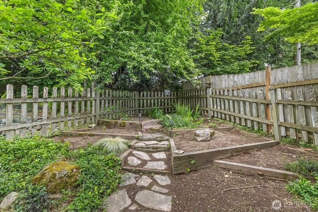 8504 5th Place SE, Lake Stevens, WA 98258