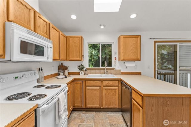 8504 5th Place SE, Lake Stevens, WA 98258