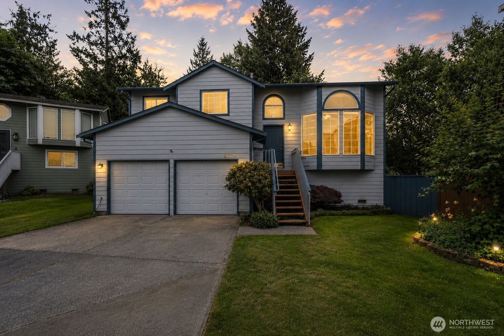 8504 5th Place SE, Lake Stevens, WA 98258