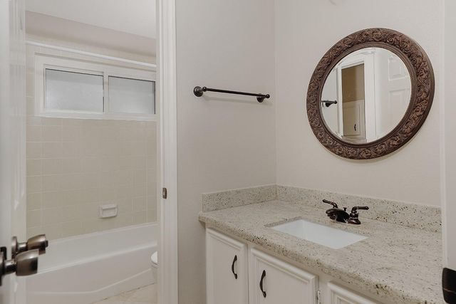 2 Silverstrand Place, The Woodlands, TX 77381