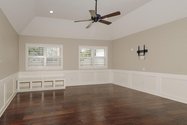 2 Silverstrand Place, The Woodlands, TX 77381