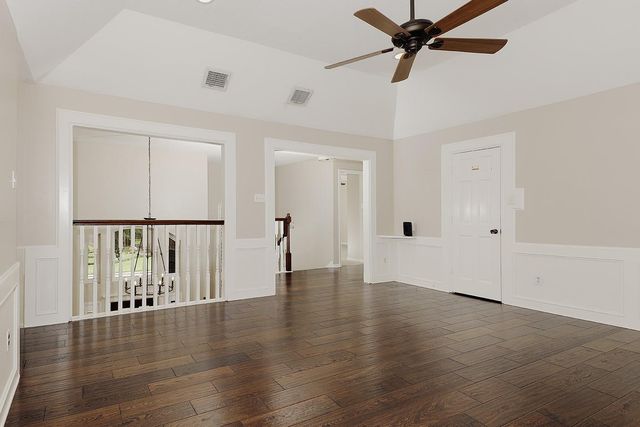 2 Silverstrand Place, The Woodlands, TX 77381