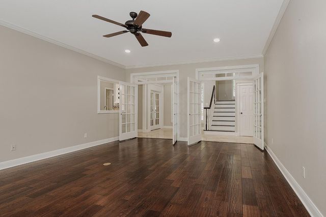 2 Silverstrand Place, The Woodlands, TX 77381