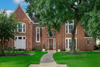 2 Silverstrand Place, The Woodlands, TX 77381