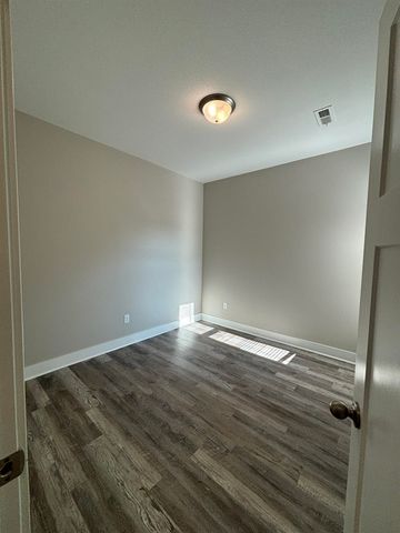 2605-2607 W 55th St N, Wichita, KS 67204