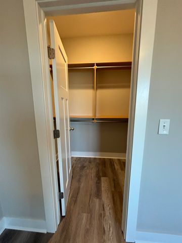 2605-2607 W 55th St N, Wichita, KS 67204