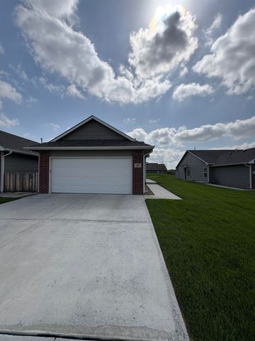 2605-2607 W 55th St N, Wichita, KS 67204