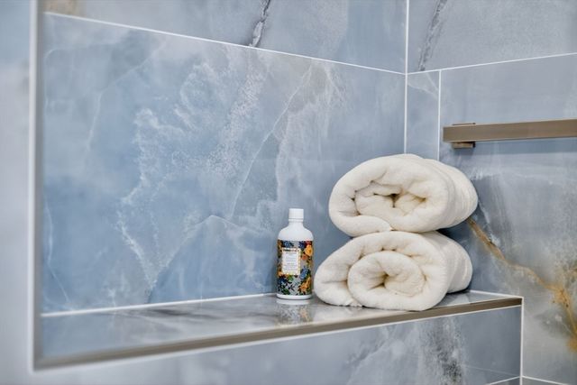 28 Chipman Rd, Sandwich, MA 02563