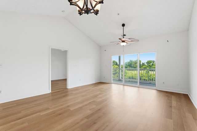 1100 Commons Blvd Unit 814, Myrtle Beach, SC 29572