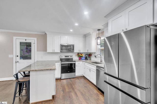 121 Forest Park Drive, Easley, SC 29642
