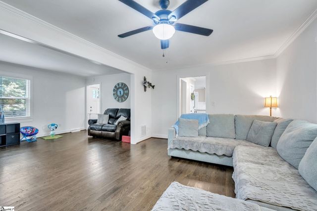121 Forest Park Drive, Easley, SC 29642