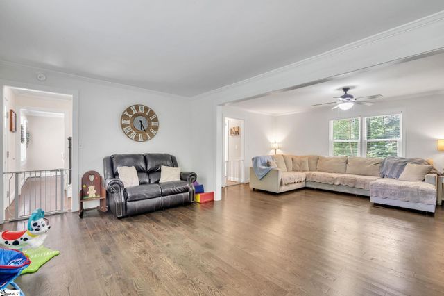 121 Forest Park Drive, Easley, SC 29642