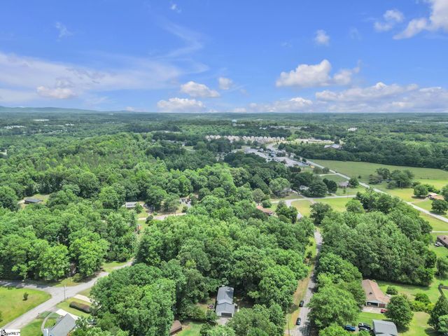 121 Forest Park Drive, Easley, SC 29642