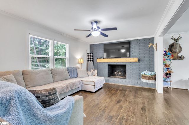 121 Forest Park Drive, Easley, SC 29642