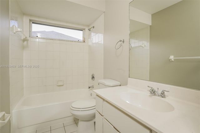 667 SW Seagull Ter, Port St. Lucie, FL 34953