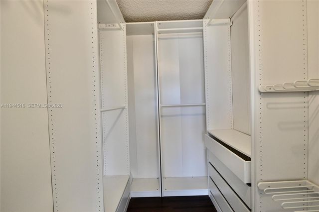 9861 SW 222nd Ter, Cutler Bay, FL 33190