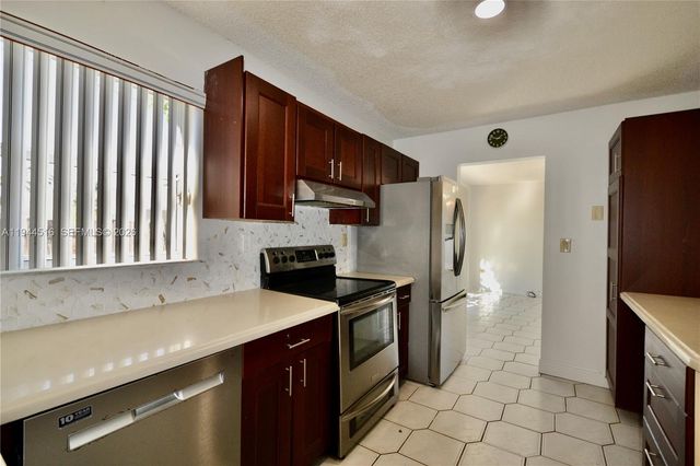 9861 SW 222nd Ter, Cutler Bay, FL 33190